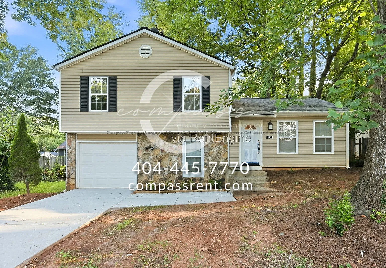 3 bed, 2.0 bath, 1462 sqft, $1,950 — Photo 1