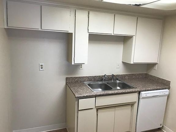 3rd image of 3749 Lenore Way