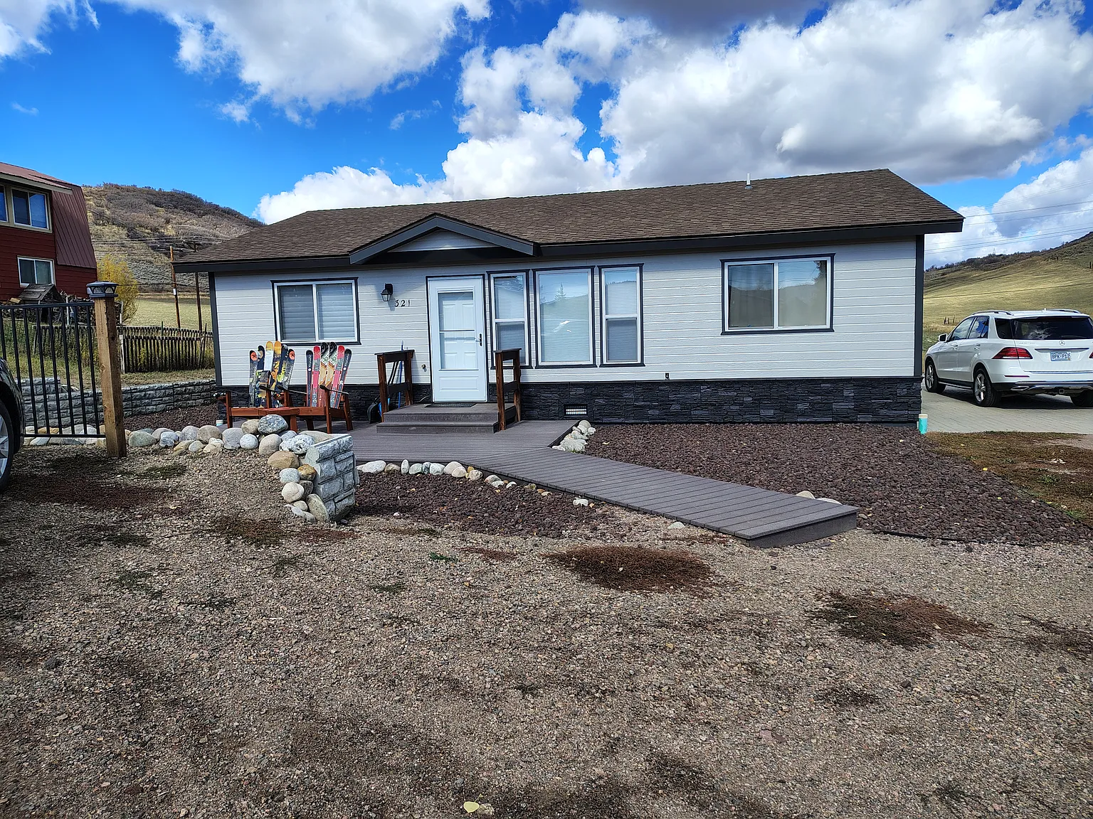 3 bed, 1200 sqft, $3,000 — Photo 2
