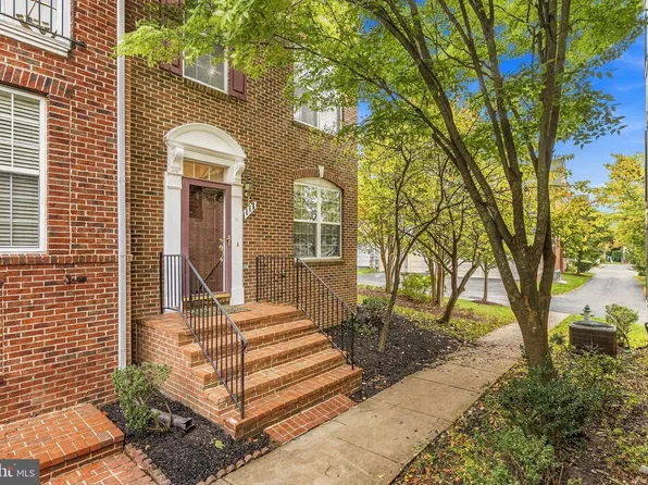 1117 Gaither Rd, Rockville, MD 20850