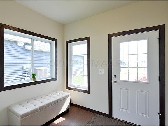 4th image of 3772 7th St E