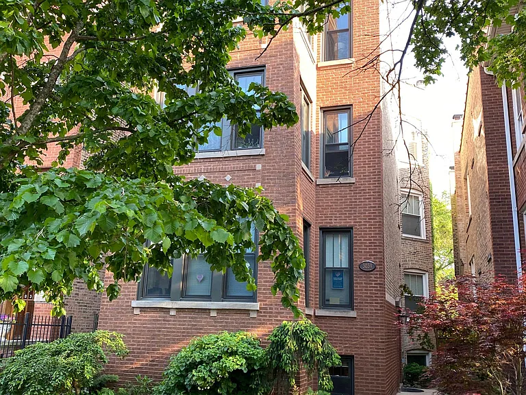 3039 W Eastwood Ave #GARDEN — Photo 1