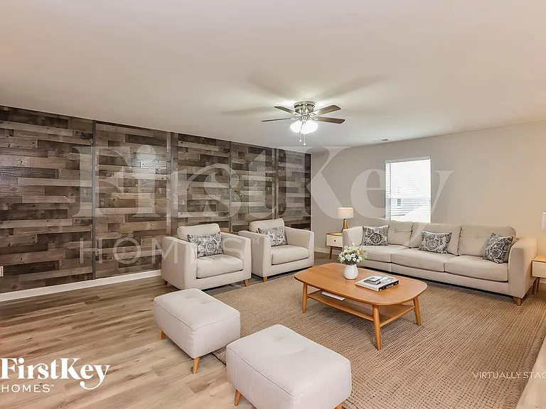 304 Sportsman Dr — Photo 3