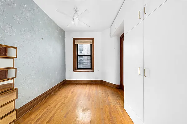 Rented by R New York | media 23