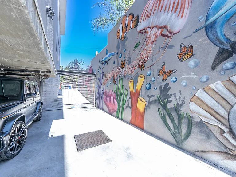 2506 S Wilson Ave — Photo 19