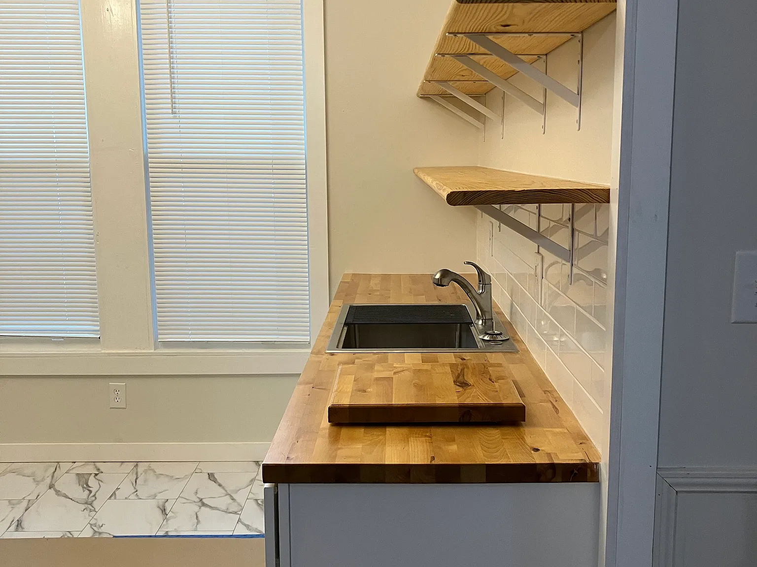 3 bed, $1,695 — Photo 3