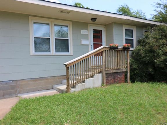 2nd image of 4008 E Frank Phillips Blvd