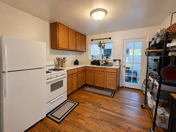 4th image of 813 Lee Ave #825