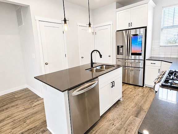 4th image of 10743 S Porcini Dr