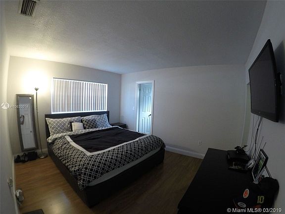4th image of 5190 NW 41st St
