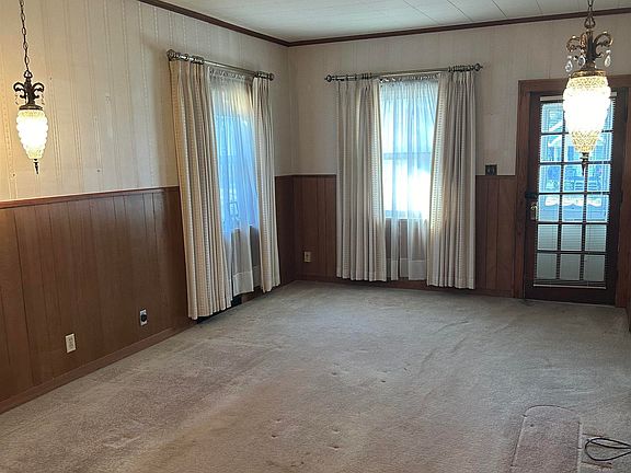 5th image of 2666 S 12th St