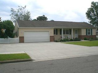 945 Westchester Ave, Napoleon, OH 43545