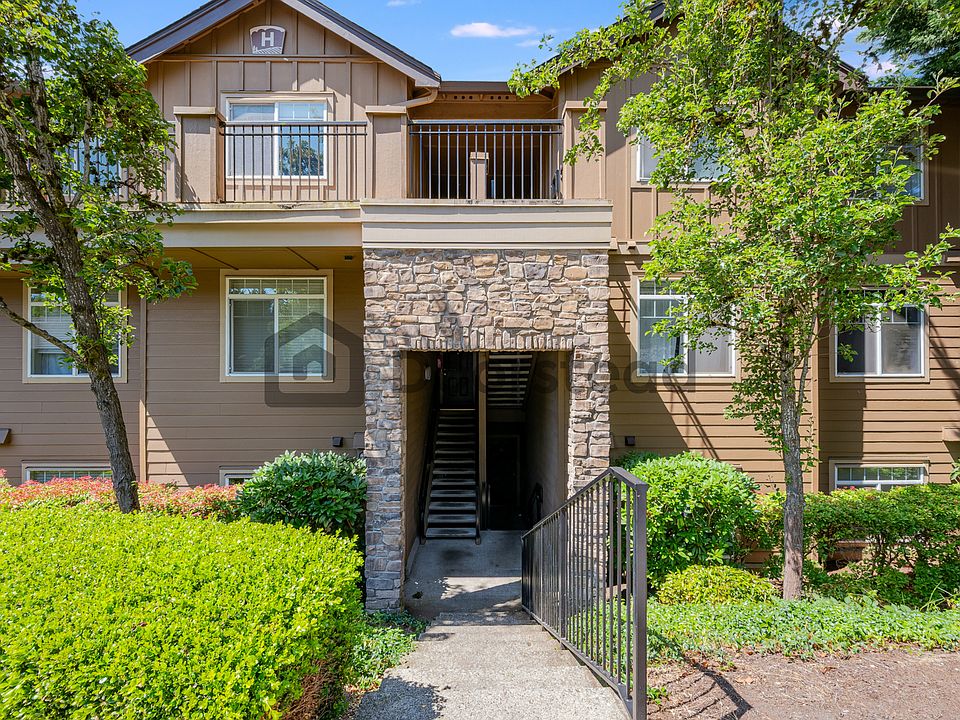 1st image of 18930 Bothell Everett Hwy APT H103