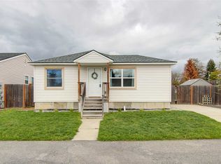 17419 E Coach Dr, Spokane Valley, WA 99016