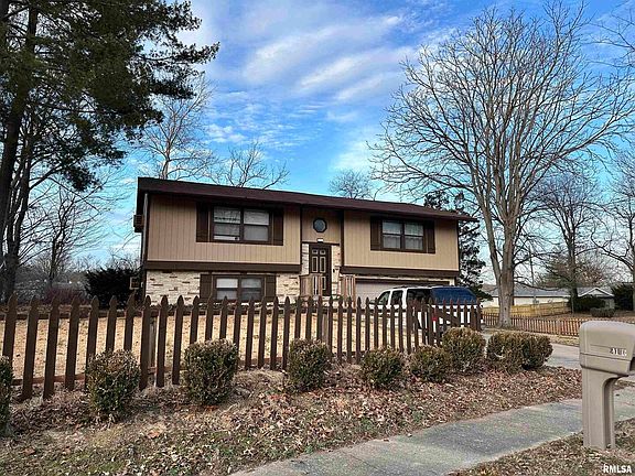 2nd image of 2106 W Sunset Dr