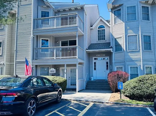 70 Boulder Run Rd #203, Paterson, NJ 07501
