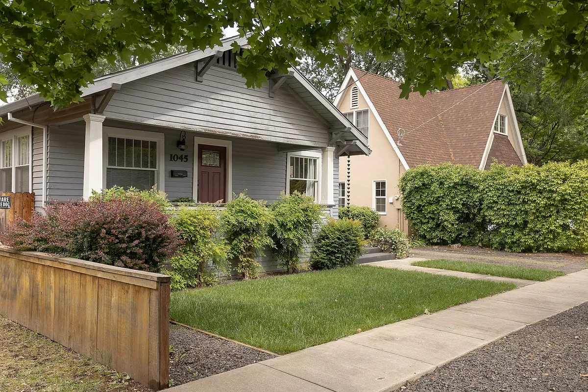 Front - 1045 Normal Ave