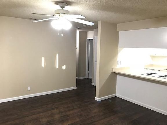 5th image of 5401 E Knoll Dr