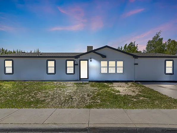 813 Owl Creek Ave, Cheyenne, WY 82007