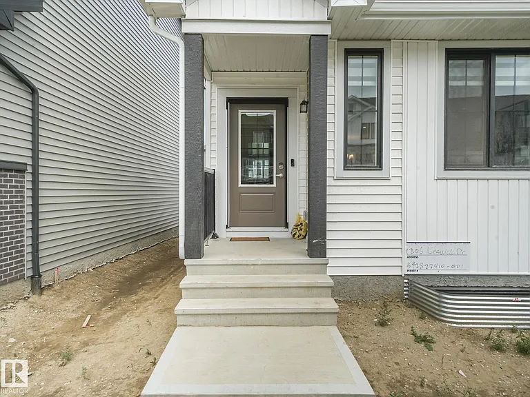 1206 Keswick Dr SW — Photo 3