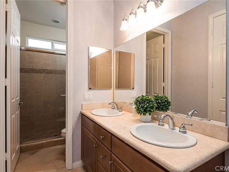 1688 Crest View Pl — Photo 12