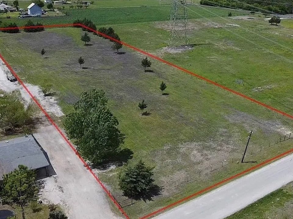 1st image of 240 N Star Rd