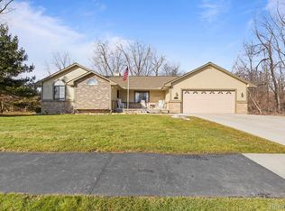 4025 Presidential Way, Highland, MI 48356
