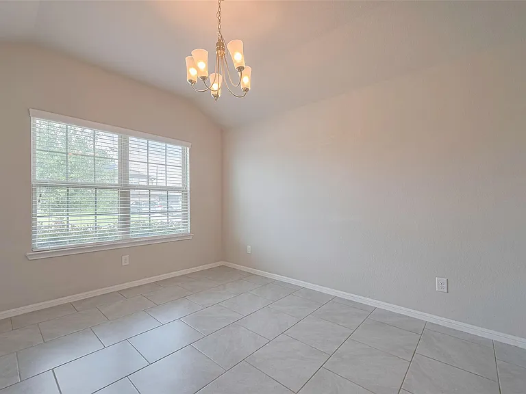3010 Veeder Pass Ln — Photo 4