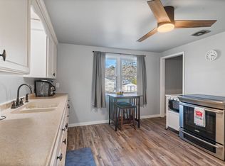 1446 9th St, Green Bay, WI 54304