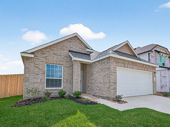 2nd image of 16681 Heritage Pines Ln