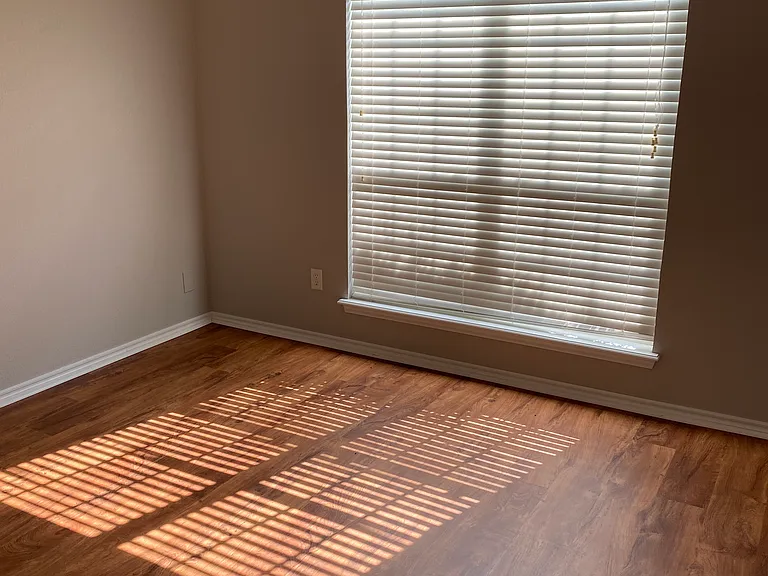 16413 Otter Dr — Photo 11