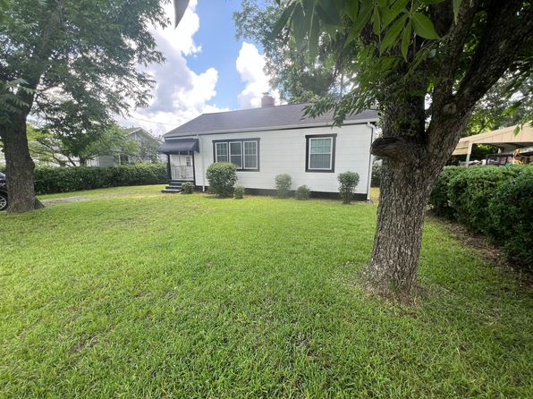 800 McArthur Blvd