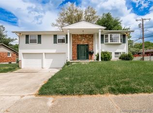 1103 Woodbourne Drive, New Albany, IN 47150
