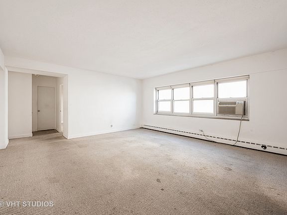 3rd image of 4950 N Marine Dr APT 709
