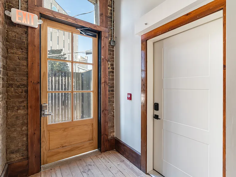 400 W Magnolia Ave #105 — Photo 6