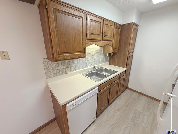 5th image of 3001 S 51st Street Ct Unit 405