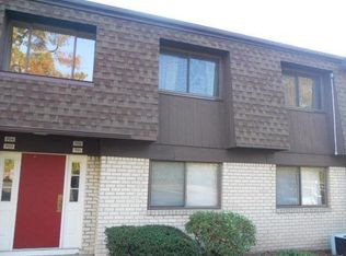 703 Cherry Hill Dr, Poughkeepsie, NY 12603