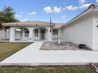 1113 Santa Fe Dr, Calexico, CA 92231