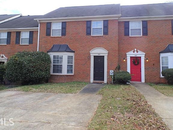 2nd image of 1522 Paces Ferry North Dr SE