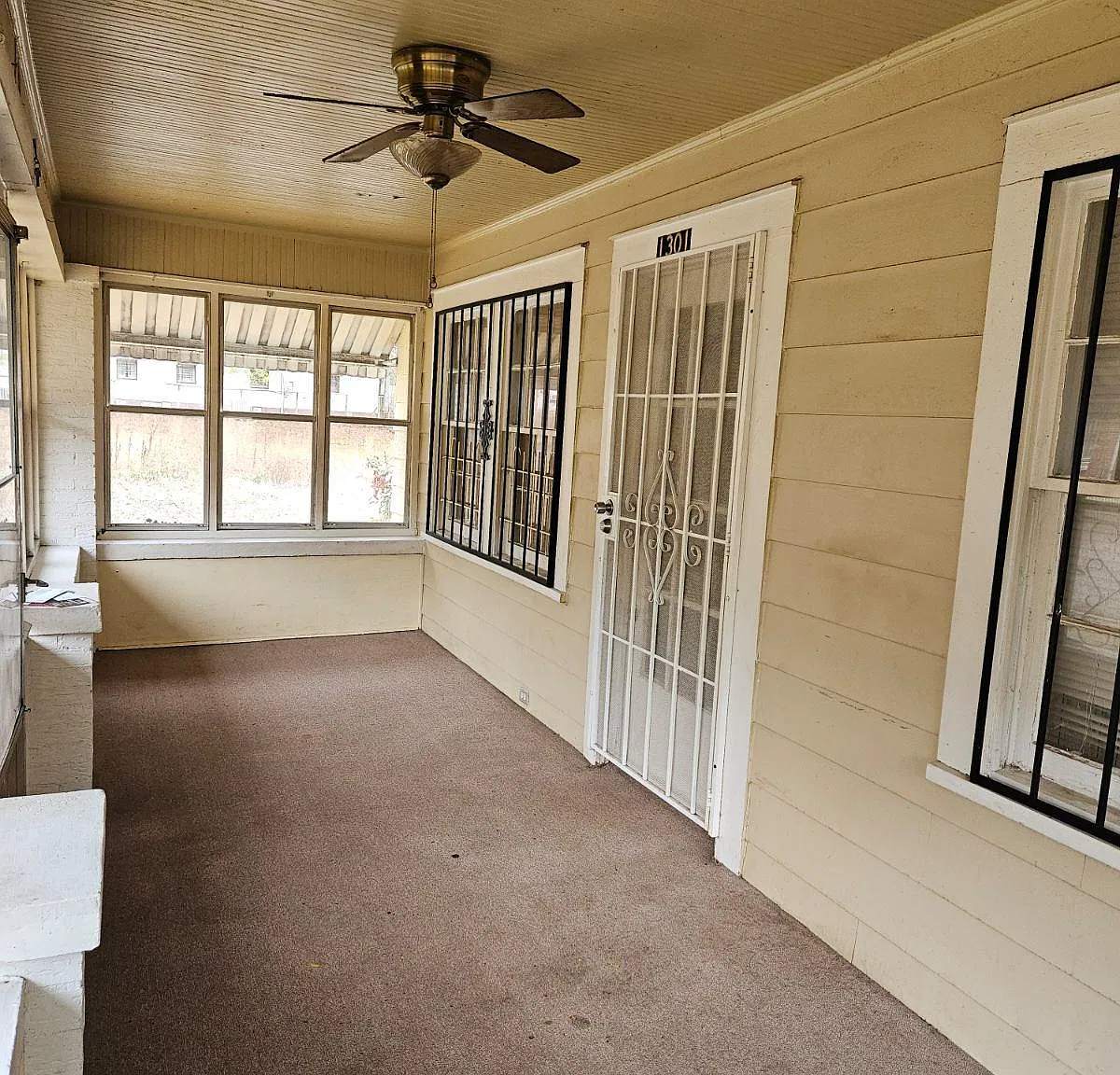 1301 Gulfport St — Photo 4