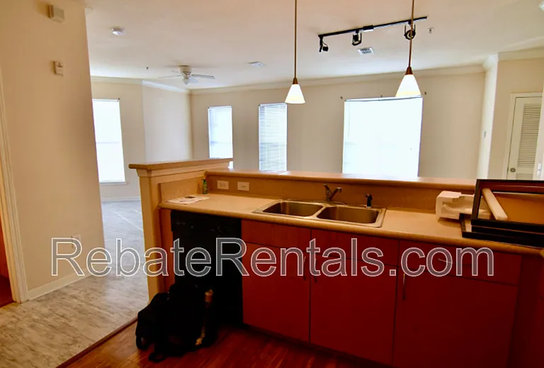 8290 Gate Pkwy #137 — Photo 6