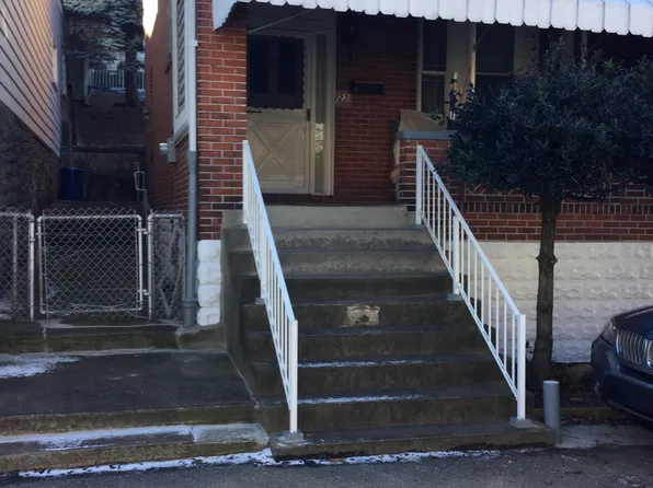 22 Holt St, Pittsburgh, PA 15203