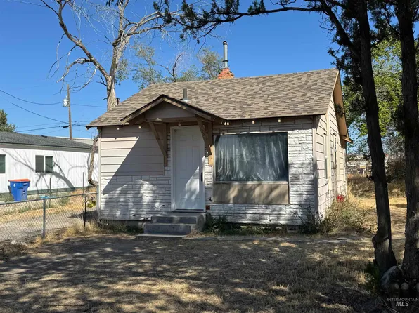 1040 2nd Ave W, Twin Falls, ID 83301