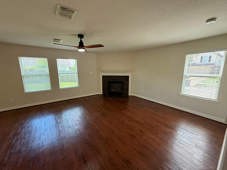 17923 Hollow Hill Ln — Photo 14