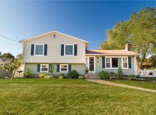 29 Commack Rd, East Providence, RI 02914