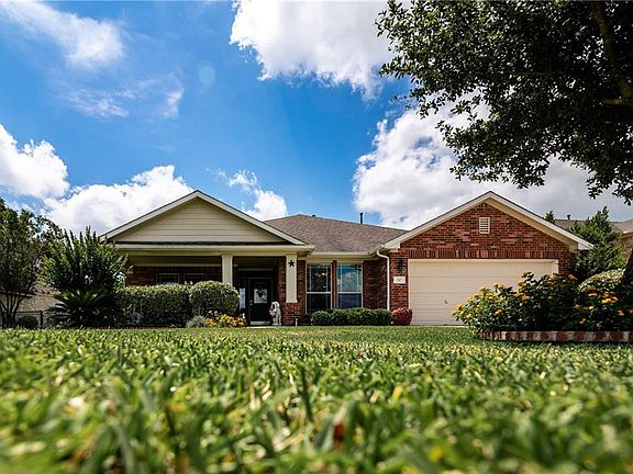 3rd image of 717 Wood Mesa Ct