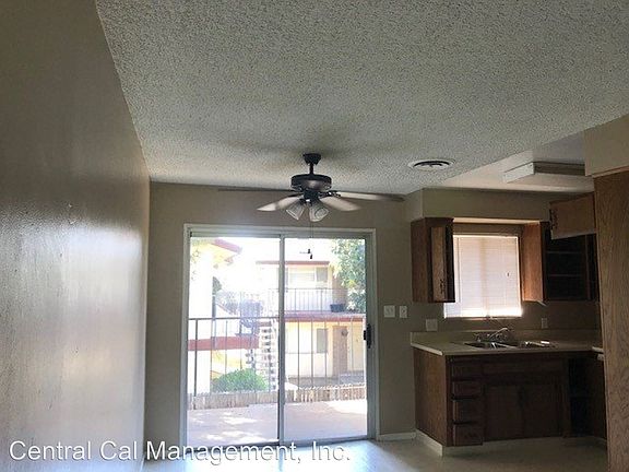 4th image of 5103 Appleblossom Dr APT 7