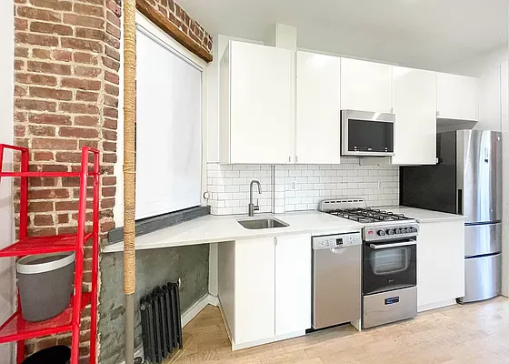 Rented by Corcoran | media 3