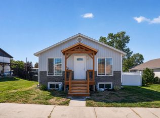 458 Grant St, American Falls, ID 83211