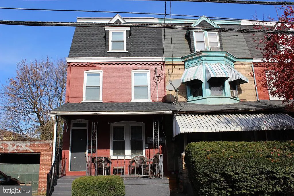 145 E Liberty St photo 1